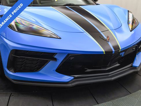 Used 2023 Chevrolet Corvette Stingray w/ Z51 Performance Package image 24