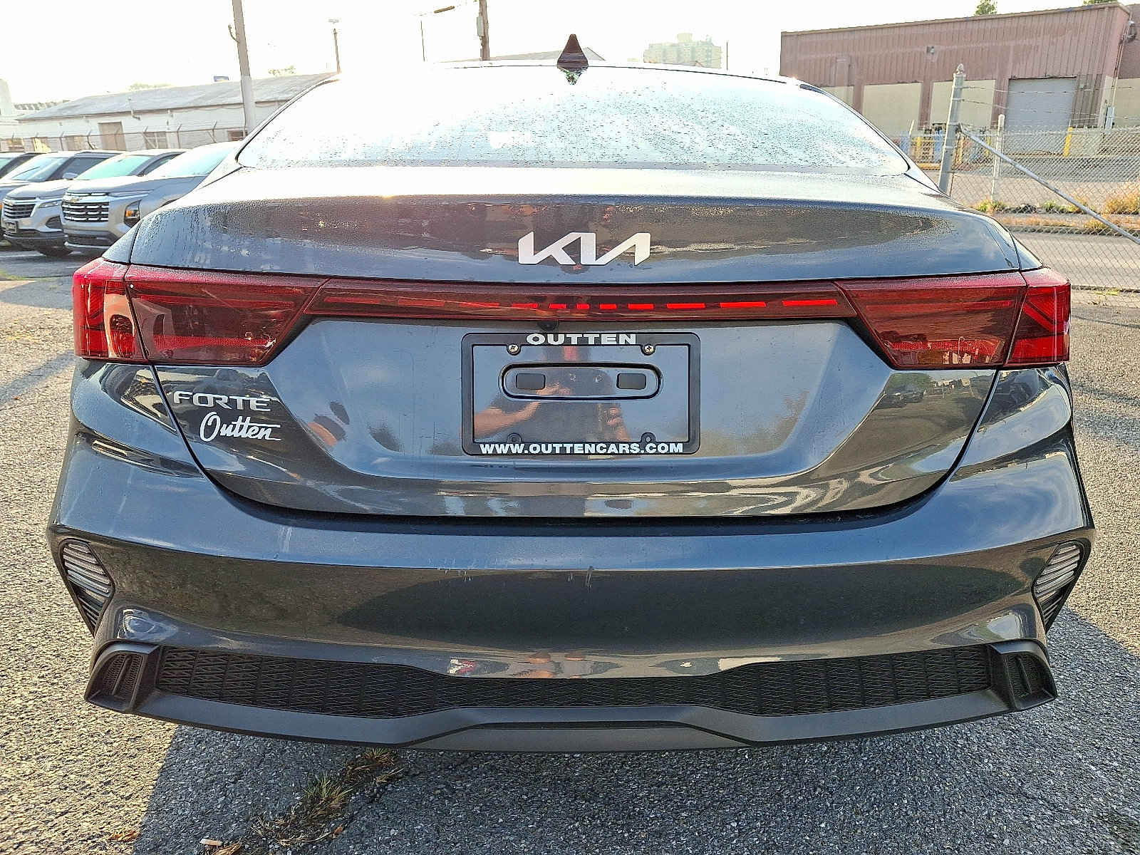 Used 2023 Kia Forte LXS w/ LXS Technology Package FWD image 4