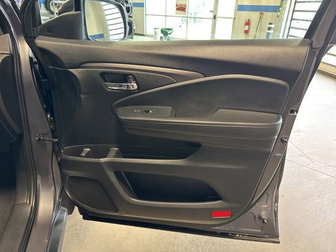 Used 2022 Honda Pilot EX-L image 34