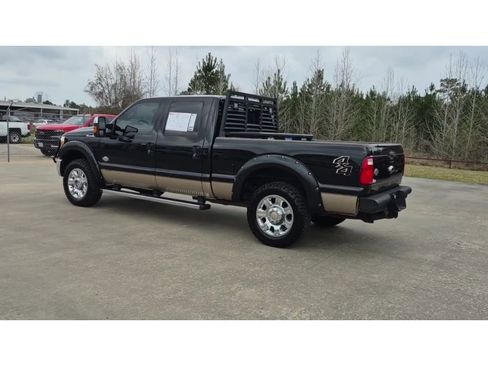 Used 2013 Ford F250 King Ranch w/ King Ranch w/Chrome Pkg image 6