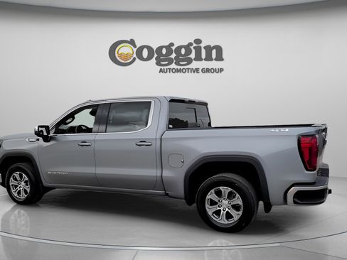 New 2025 GMC Sierra 1500 SLE w/ Preferred Package image 6