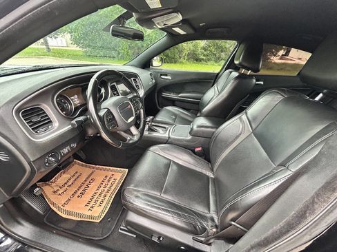 Used 2019 Dodge Charger SXT w/ Leather Interior Group RWD image 12