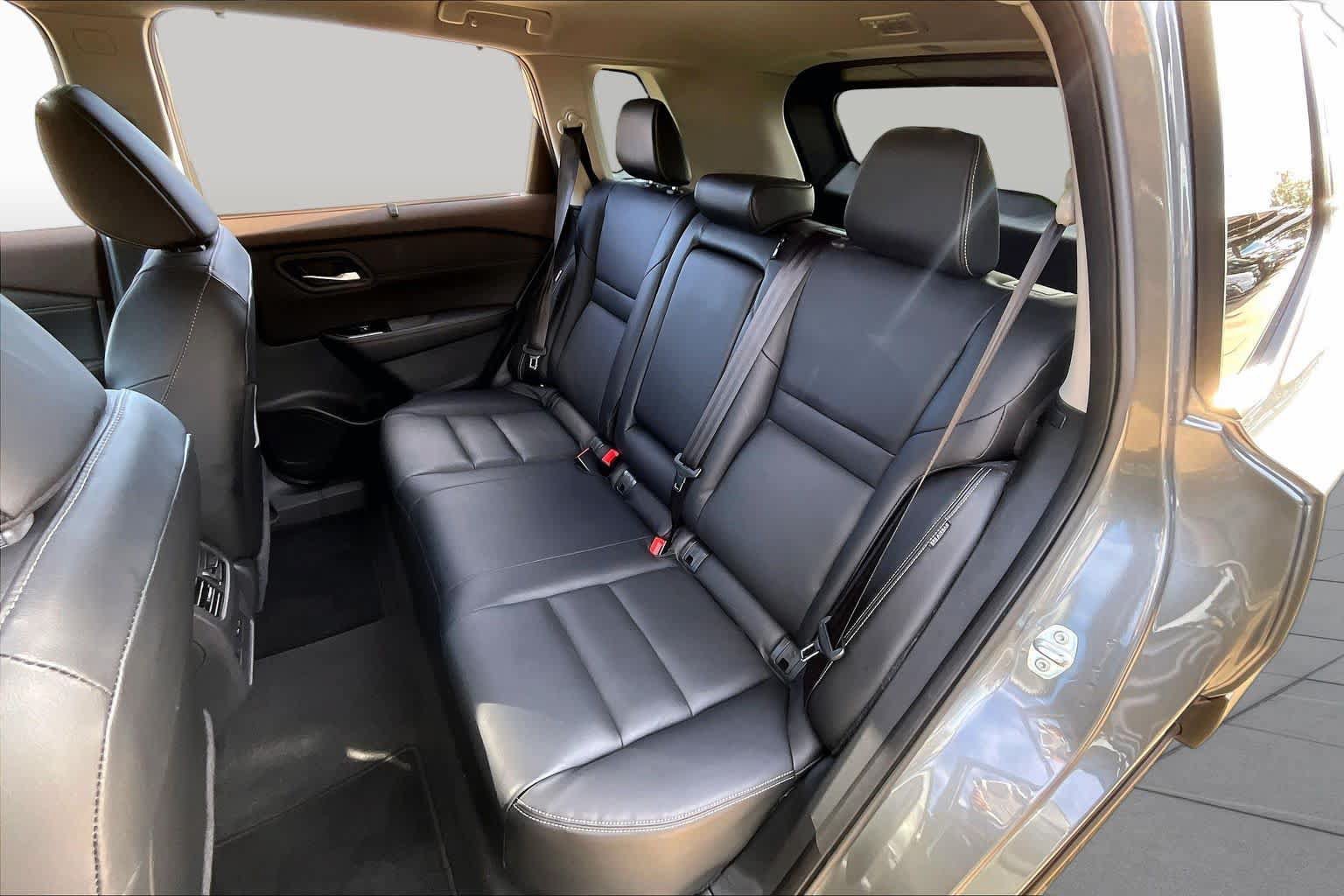 Certified 2023 Nissan Rogue SL w/ SL Premium Package FWD image 17