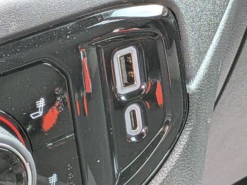 New 2026 Chevrolet Silverado 1500 LT image 25