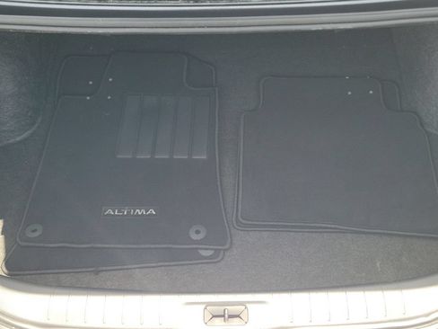 Used 2023 Nissan Altima 2.5 S FWD image 7