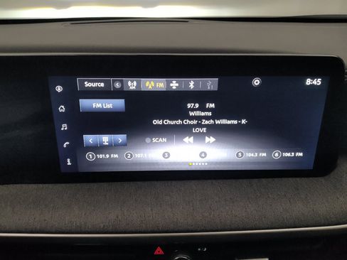 Used 2025 Nissan Kicks SV FWD image 25