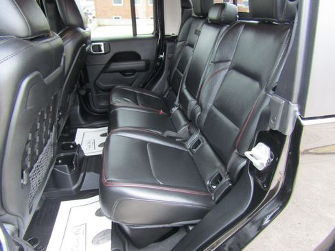 Used 2020 Jeep Gladiator Rubicon AWD/4WD image 15