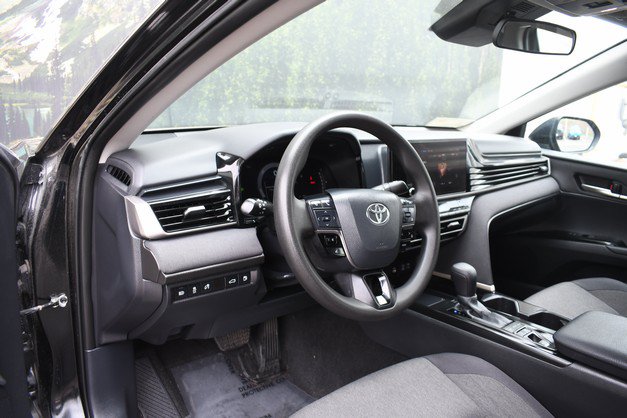 Certified 2025 Toyota Camry LE FWD image 14