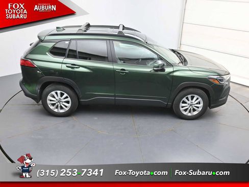 Used 2022 Toyota Corolla Cross LE w/ Moonroof Package AWD/4WD image 28