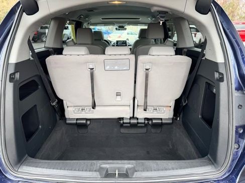 Used 2023 Honda Odyssey EX-L image 28