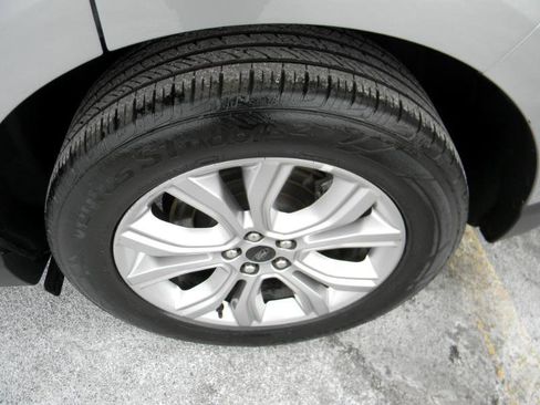 Used 2023 Ford Edge Titanium image 26