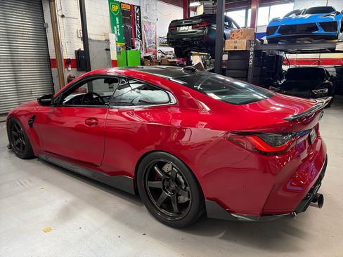 Used 2021 BMW M4 Coupe image 9