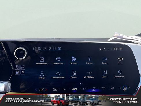 Used 2025 Chevrolet Equinox EV LT image 18