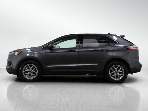 Used 2024 Ford Edge SEL AWD/4WD image 3