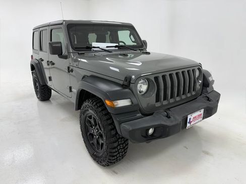 Used 2019 Jeep Wrangler Unlimited Sport S AWD/4WD image 2