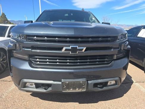 Used 2020 Chevrolet Silverado 1500 RST image 2