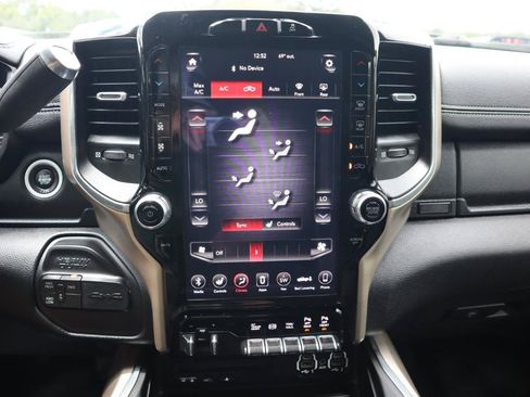 Used 2019 RAM 2500 Laramie AWD/4WD image 11