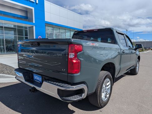 Used 2025 Chevrolet Silverado 1500 LT image 36