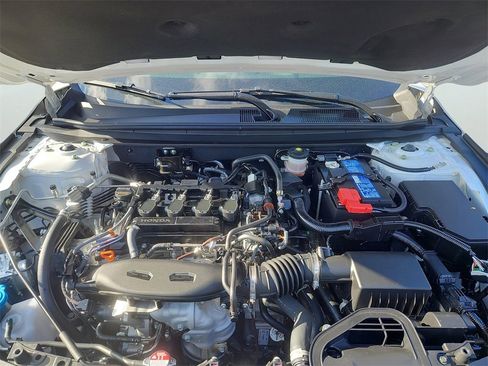 Used 2025 Honda Accord SE image 31