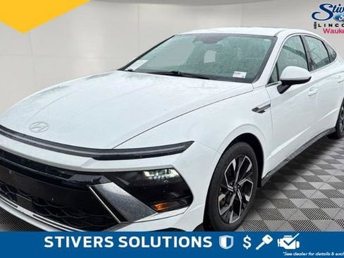 Used 2024 Hyundai Sonata SEL FWD image 4