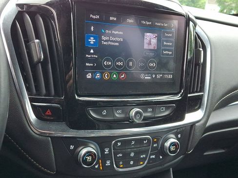 Used 2023 Chevrolet Traverse Premier AWD/4WD image 28