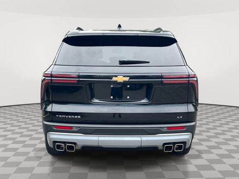 Used 2024 Chevrolet Traverse LT w/ Enhanced Driving Package FWD image 5