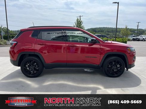 New 2026 Jeep Compass Latitude AWD/4WD image 19