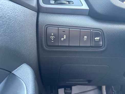 Used 2016 Hyundai Tucson Limited image 14