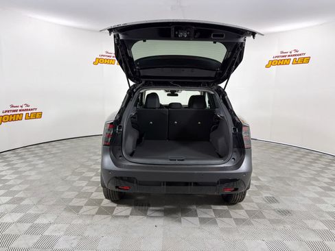 New 2026 Nissan Kicks SV FWD image 5