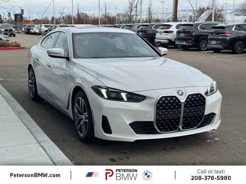 New 2026 BMW 430i xDrive w/ Premium Package image 9