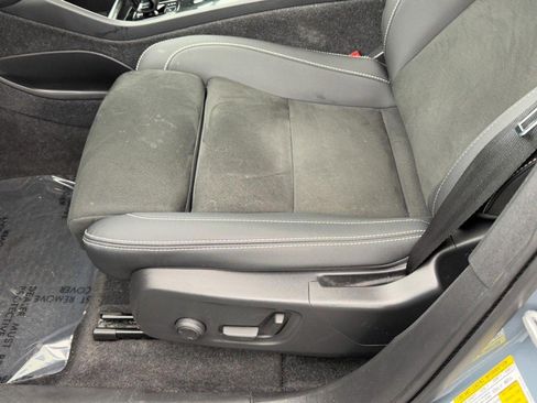 Certified 2023 Volvo C40 P8 Recharge Plus w/ Climate Package image 25