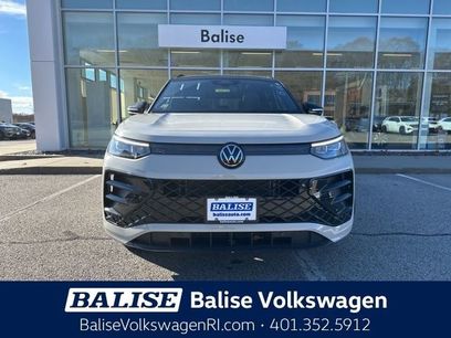 New 2026 Volkswagen Tiguan SE R-Line