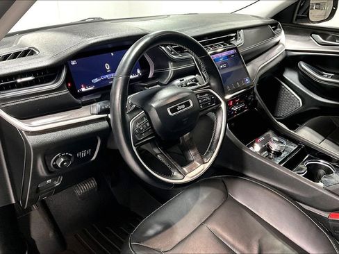 Used 2022 Jeep Grand Cherokee L Limited image 15