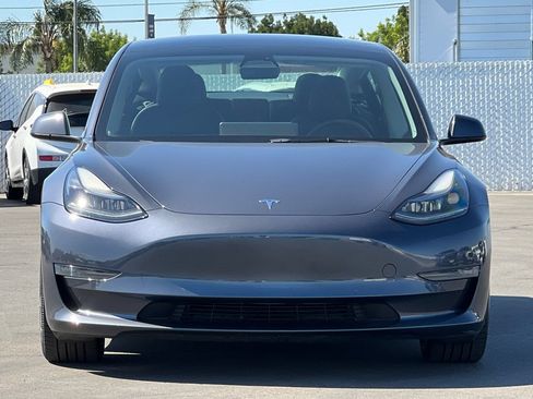 Used 2022 Tesla Model 3 Long Range AWD/4WD image 10
