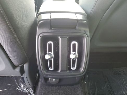 Used 2022 Polestar Polestar 2 w/ Performance Package AWD/4WD image 12
