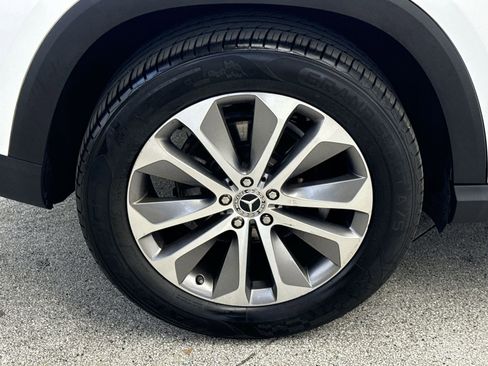 Used 2020 Mercedes-Benz GLE 350 4MATIC w/ Premium Package image 41