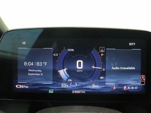 Used 2024 Chevrolet Equinox EV RS FWD image 10