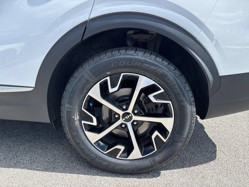 Certified 2024 Kia Sportage EX AWD/4WD image 27