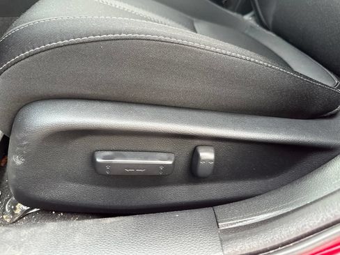 Used 2019 Honda Civic EX image 18