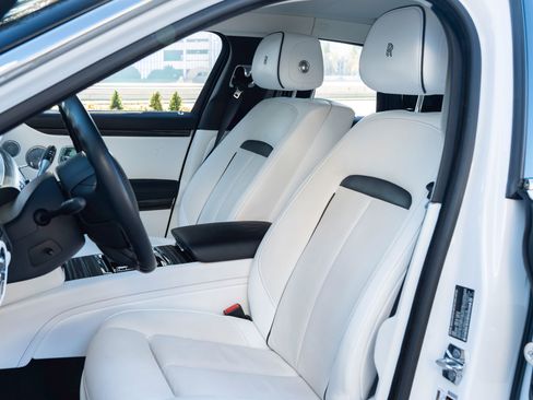 Used 2021 Rolls-Royce Ghost AWD/4WD image 23