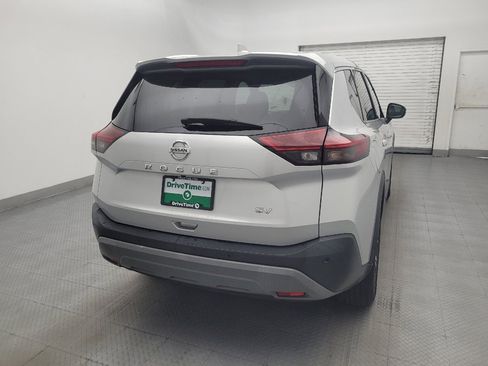 Used 2021 Nissan Rogue SV FWD image 7