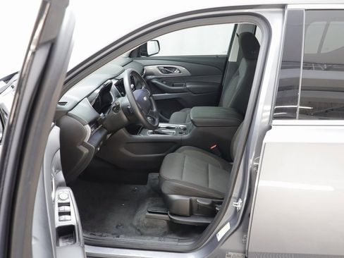 Used 2019 Chevrolet Traverse LS image 6