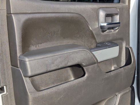 Used 2015 Chevrolet Silverado 2500 LT AWD/4WD image 34