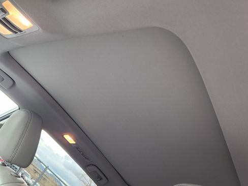 Used 2015 Toyota Highlander Limited Platinum image 26