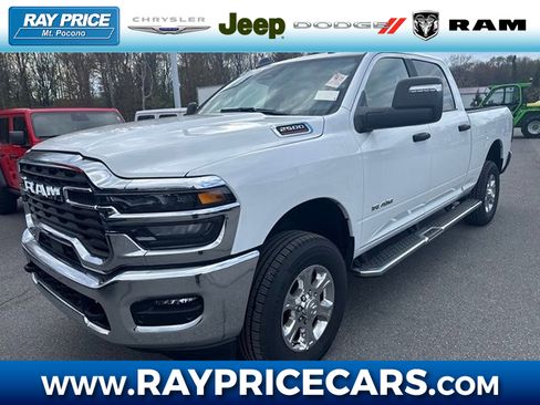 Used 2025 RAM 2500 Big Horn AWD/4WD image 1