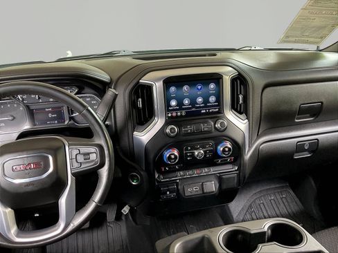 Used 2022 GMC Sierra 2500 SLE w/ SLE Convenience Package AWD/4WD image 10