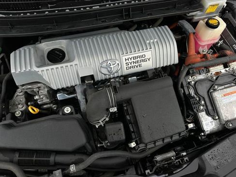 Used 2012 Toyota Prius Two image 27