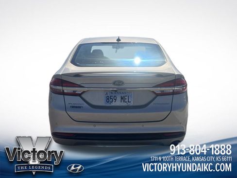 Used 2017 Ford Fusion Energi Titanium FWD image 6