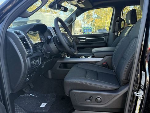 New 2026 RAM 1500 Big Horn AWD/4WD image 12