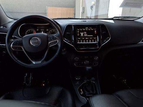 Used 2019 Jeep Cherokee Limited w/ Trailer Tow Group image 20